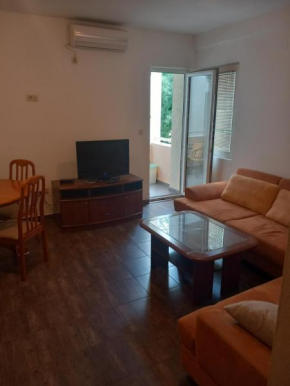 Jednosoban Stan 49kvadrata, Budva